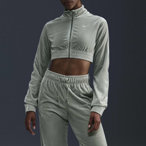 Nike Jackets & Blazers - Nike Sportswear Cropped Velour Full Zip Jade Horizon Sail Jacket size L NWT